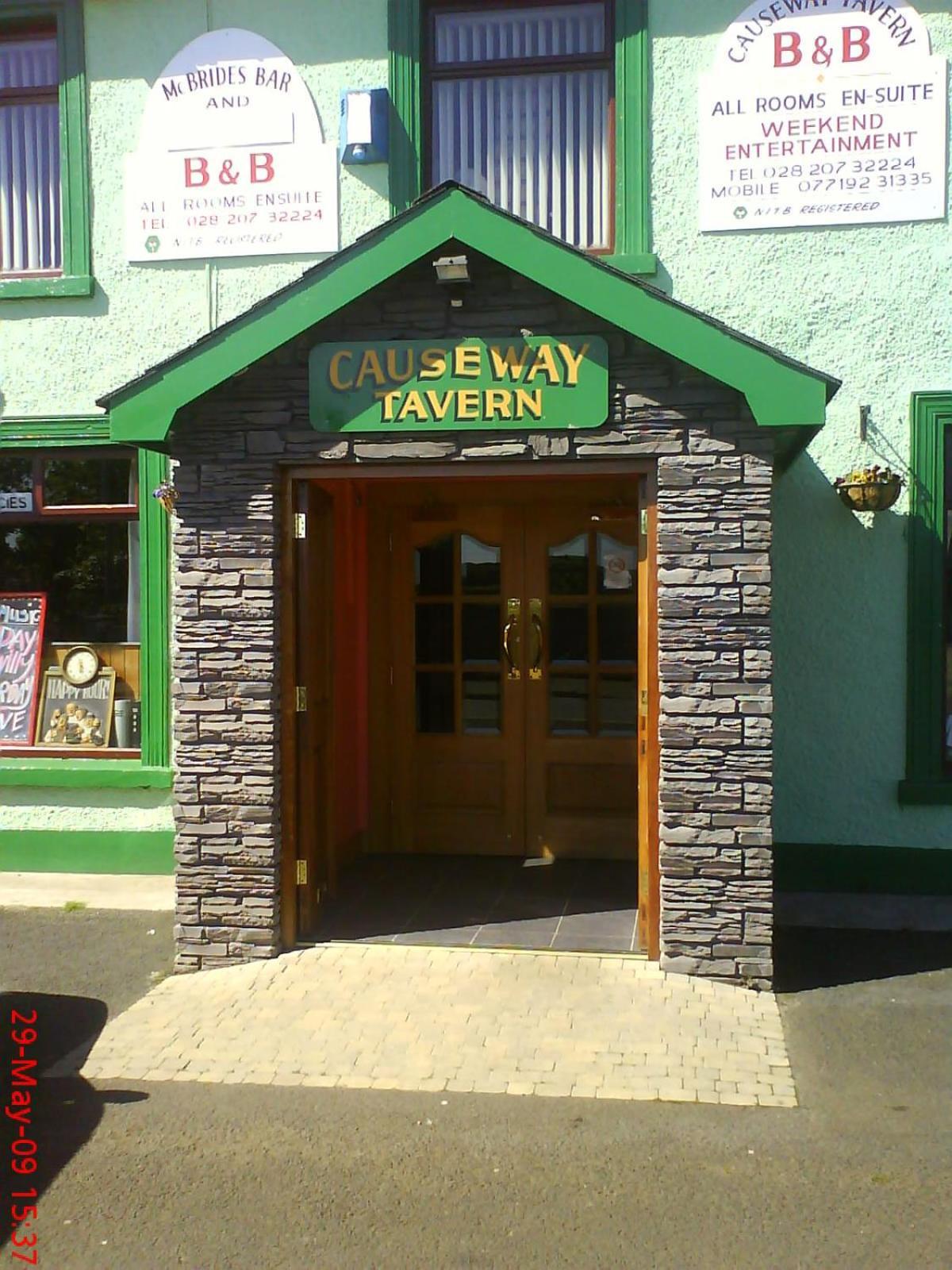 Causeway Tavern Bed & Breakfast Bushmills Exterior foto